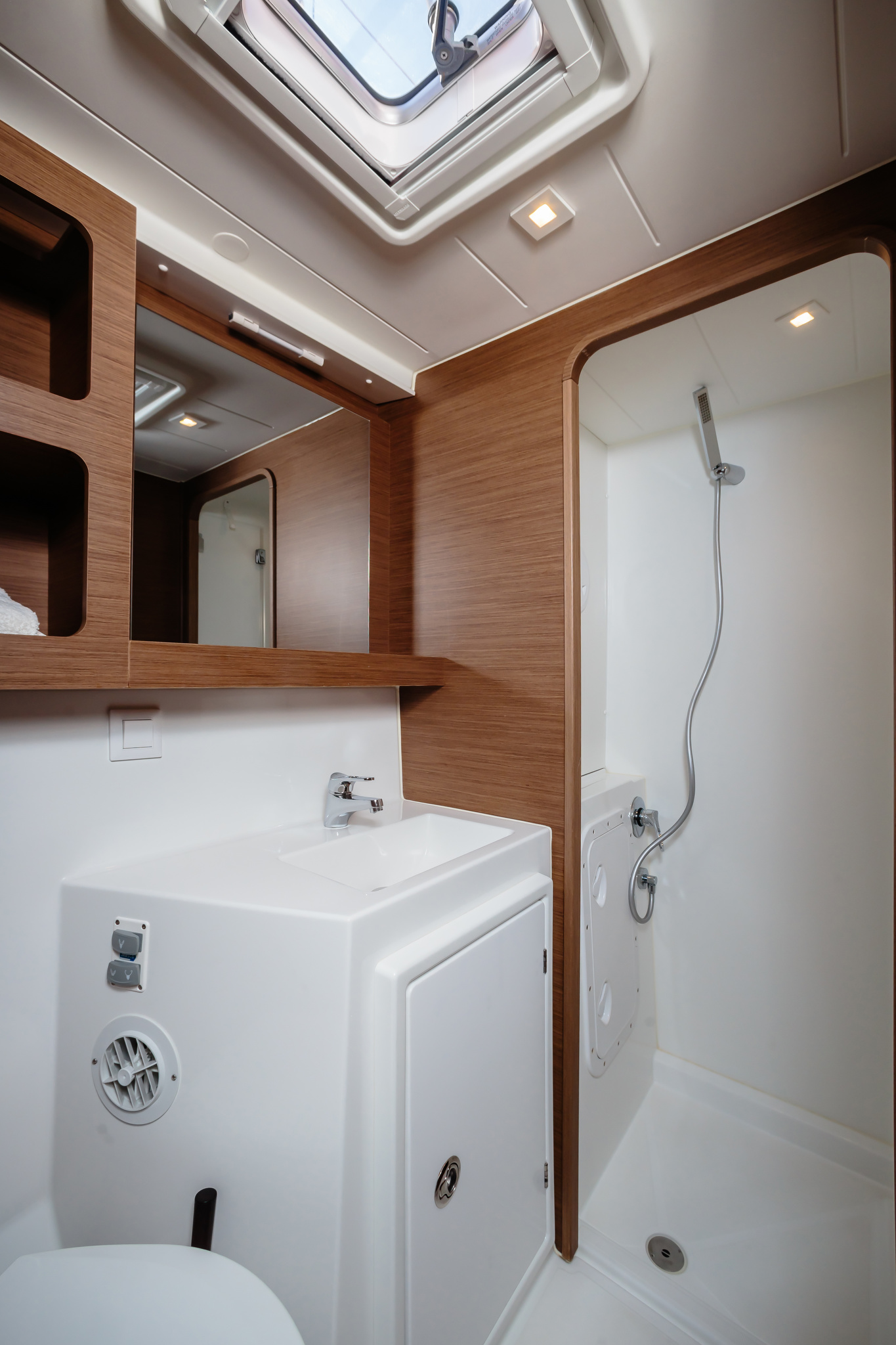 Lagoon 42 — photo 17