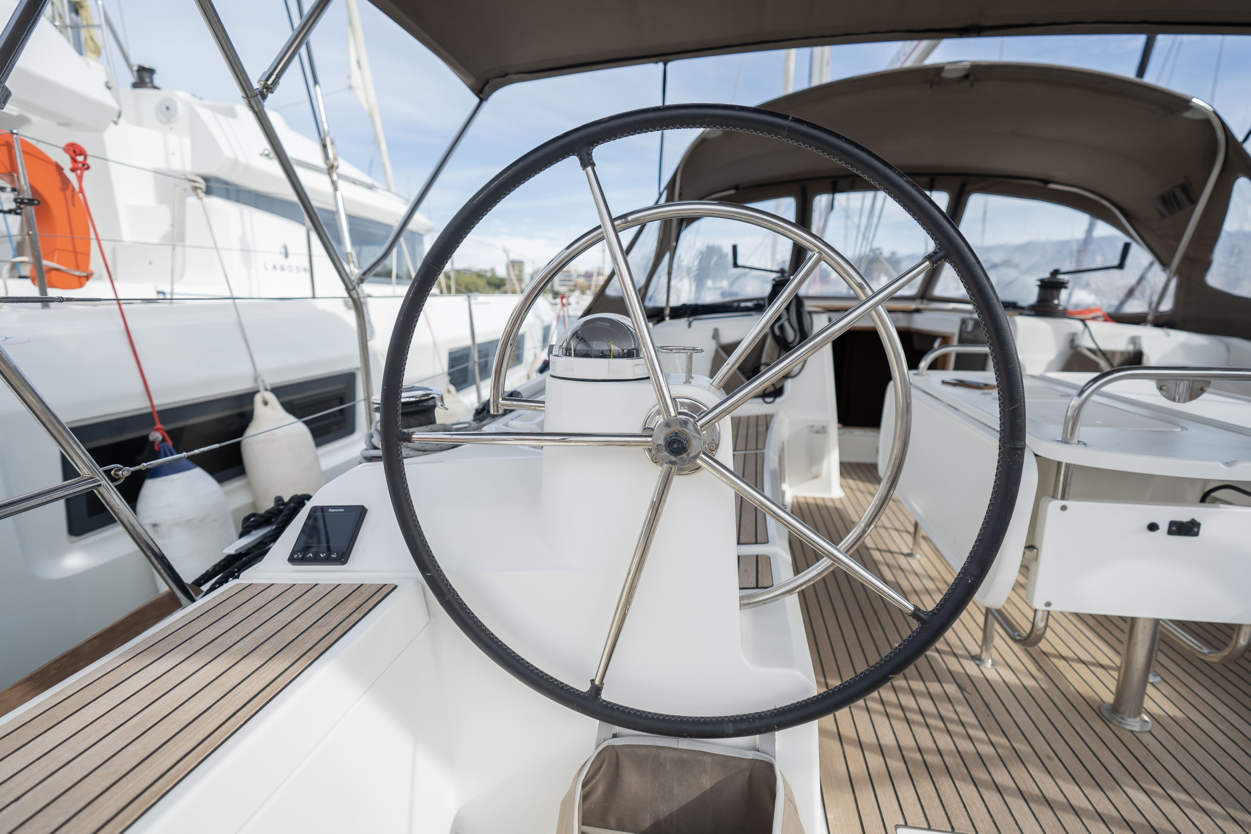 Sun Odyssey 479 — photo 11