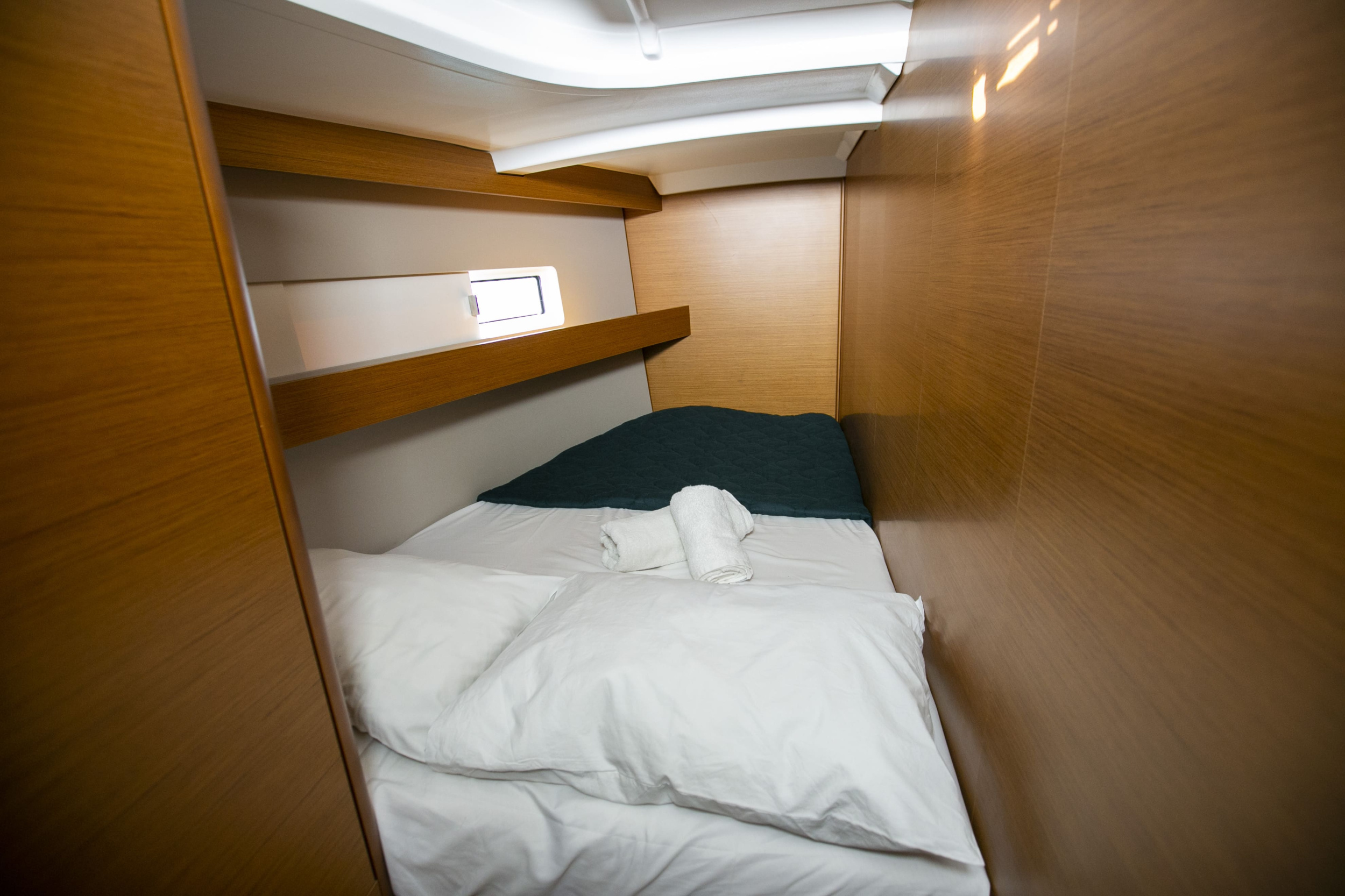 Sun Odyssey 440 — photo 11
