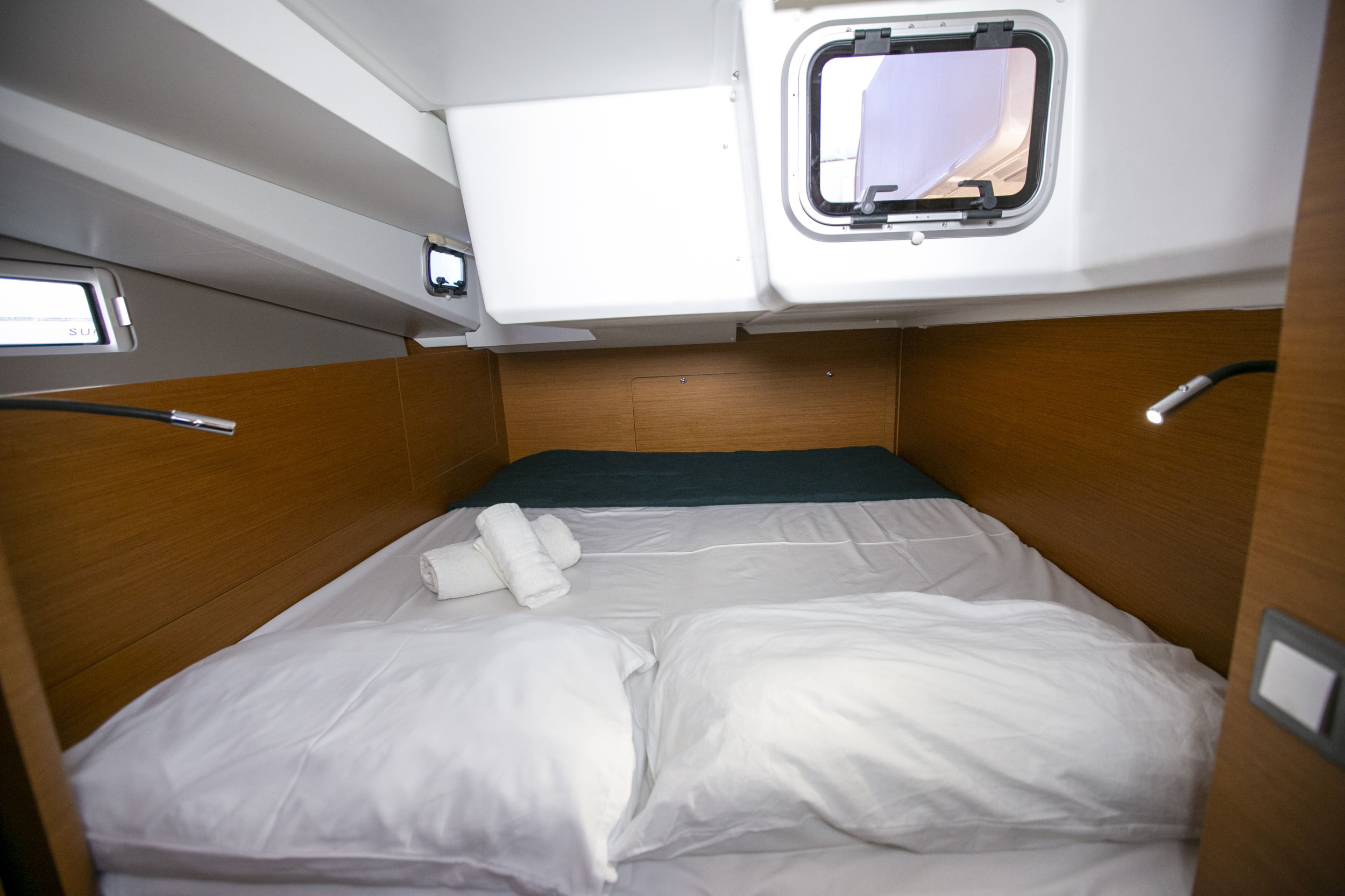 Sun Odyssey 440 — photo 9