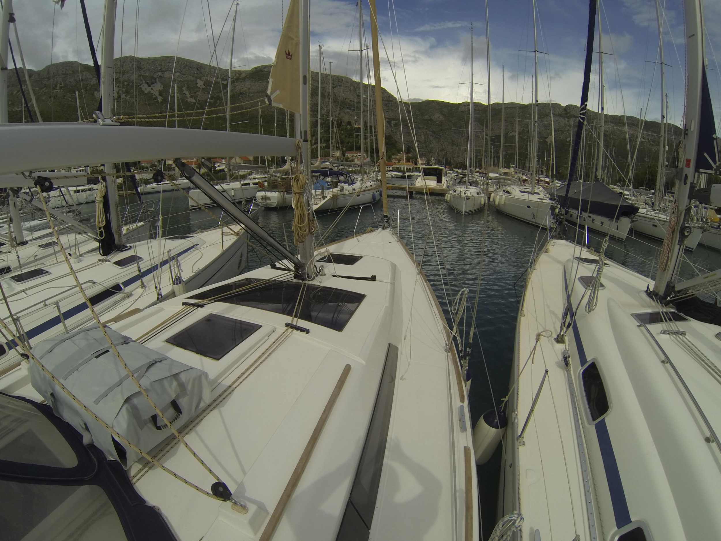 Dufour 382 Grand Large — photo 3