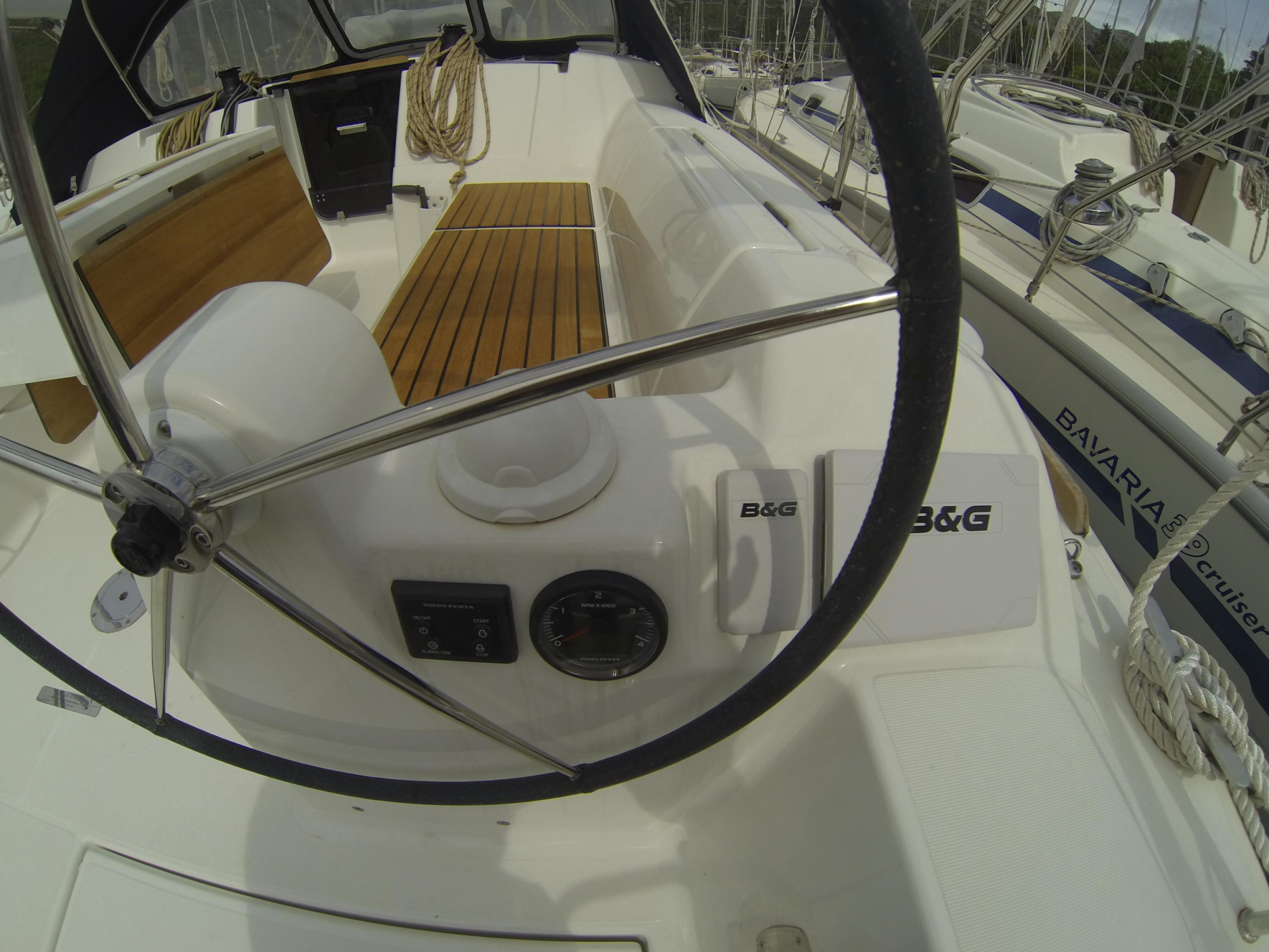 Dufour 382 Grand Large — photo 6