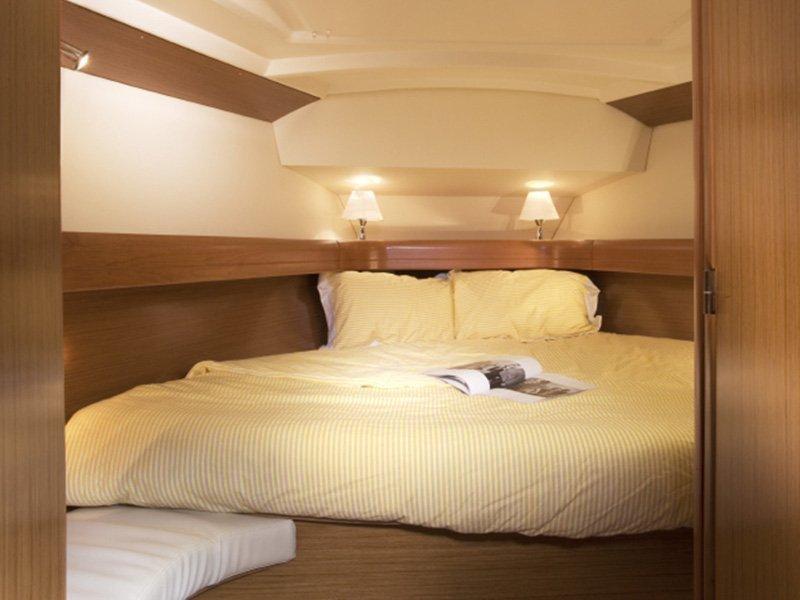 SUN ODYSSEY 42I — photo 349