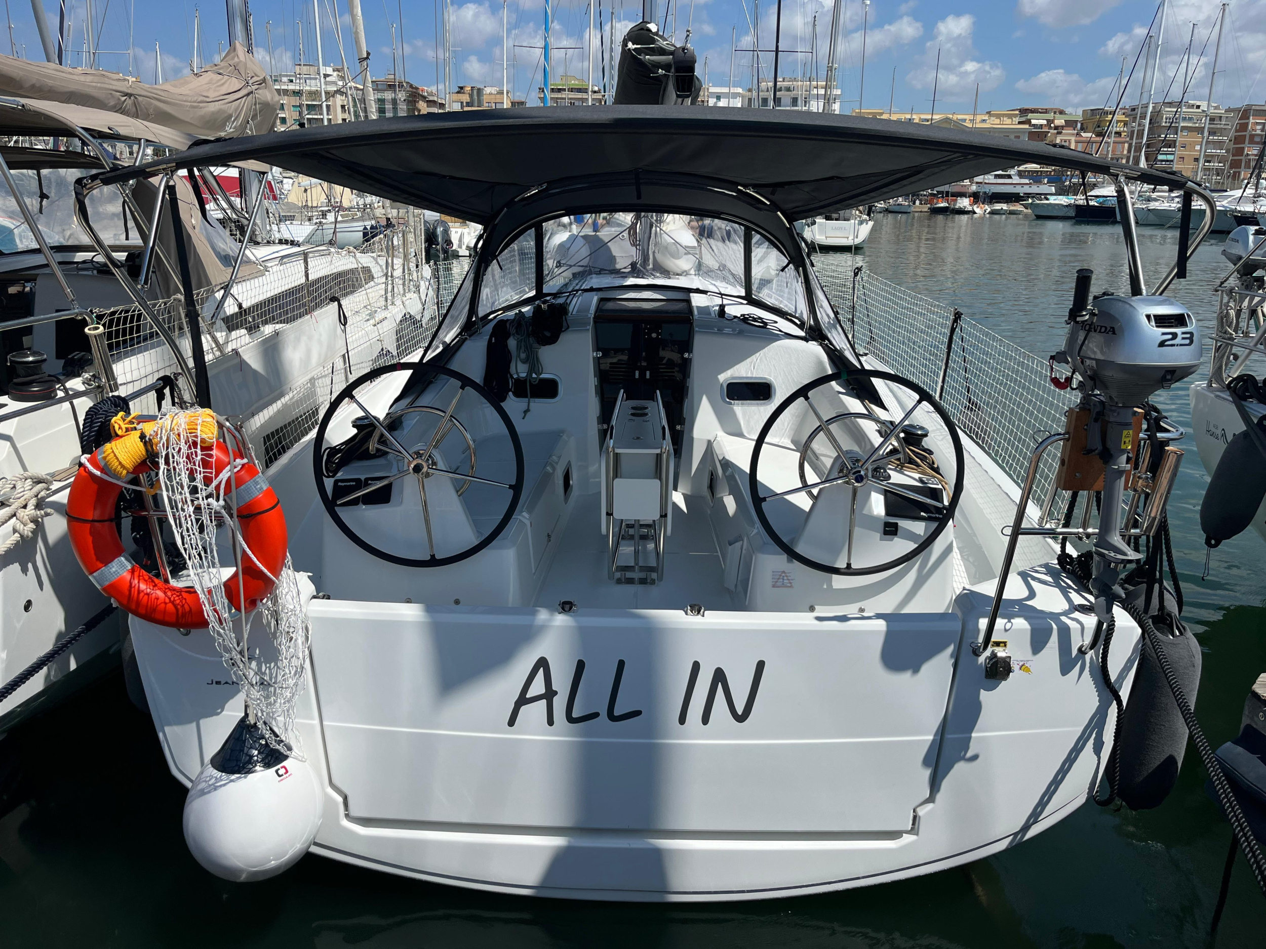 SUN ODYSSEY 350 2 CABINES — photo 37