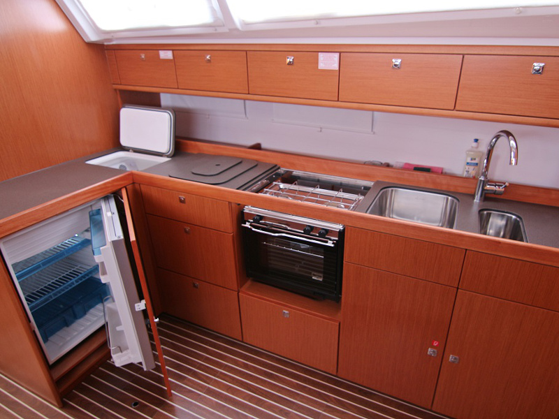 BAVARIA C 46 BT — photo 2