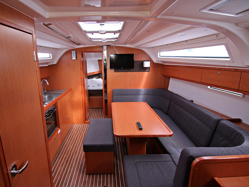 BAVARIA C 41 BT — photo 8