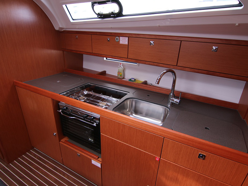 BAVARIA C 41 BT — photo 9