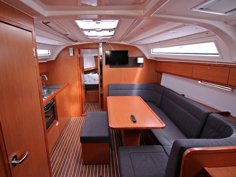 BAVARIA C 41 BT — photo 10