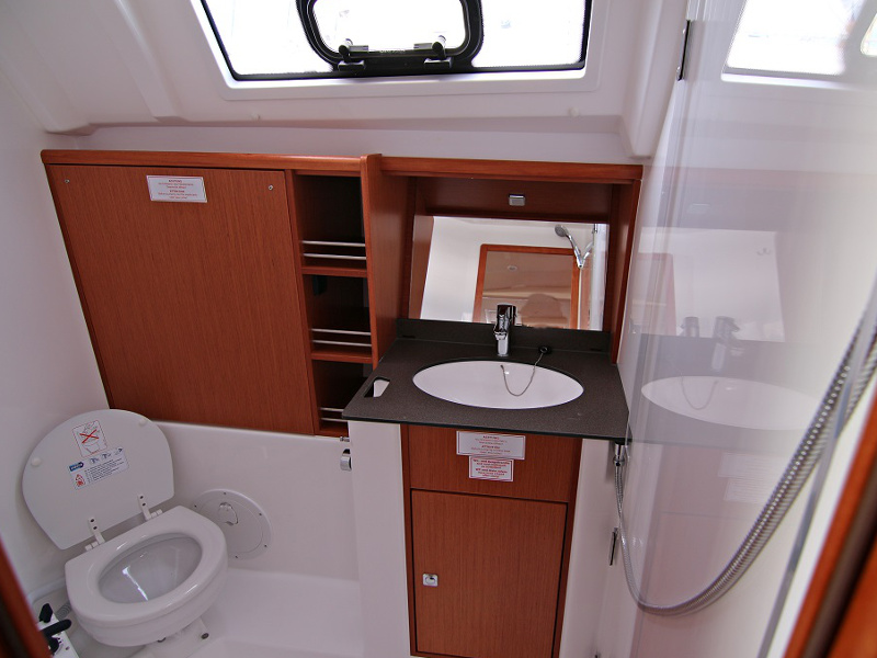 BAVARIA C 41 BT — photo 9