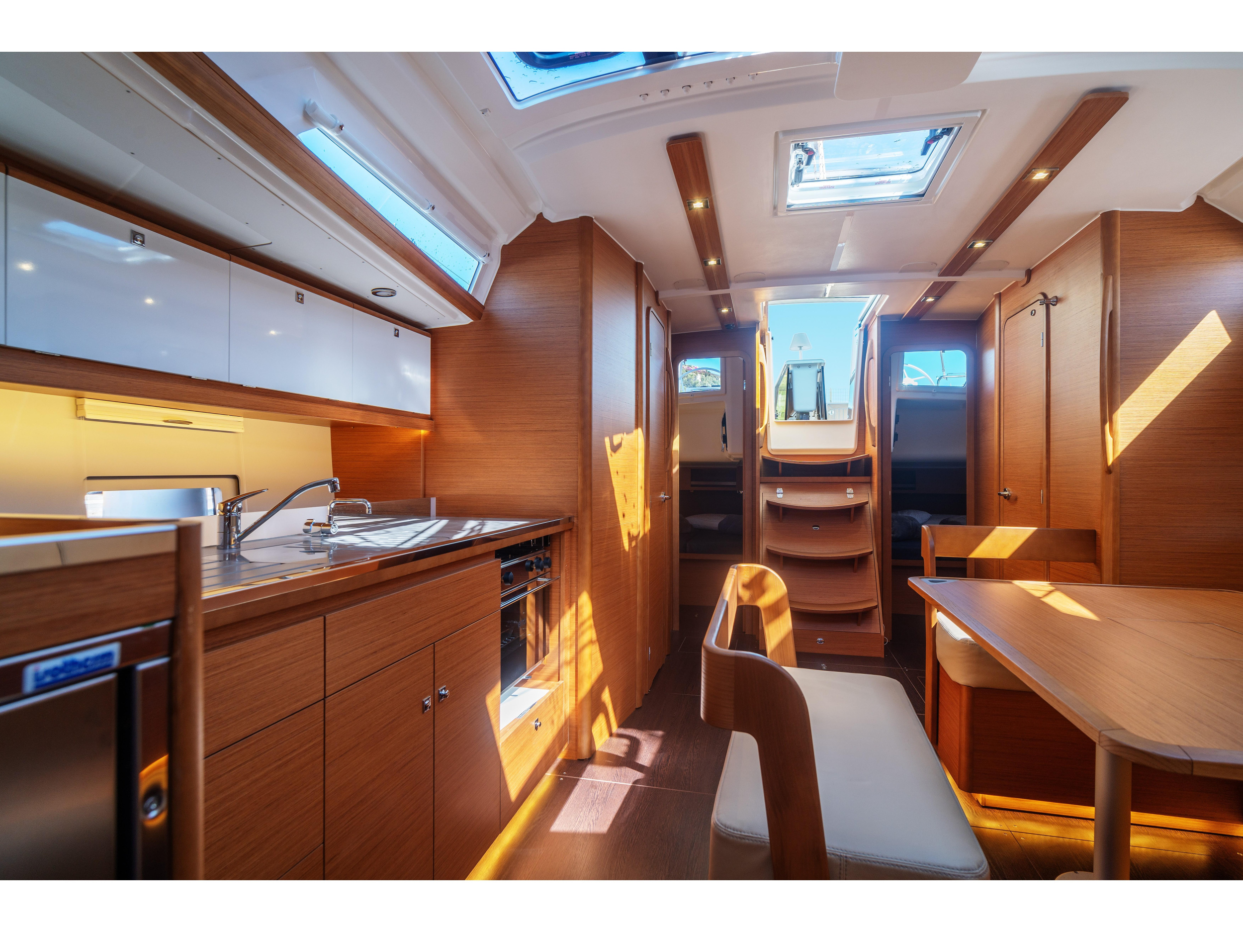 Dufour 430 Grand Large — photo 12