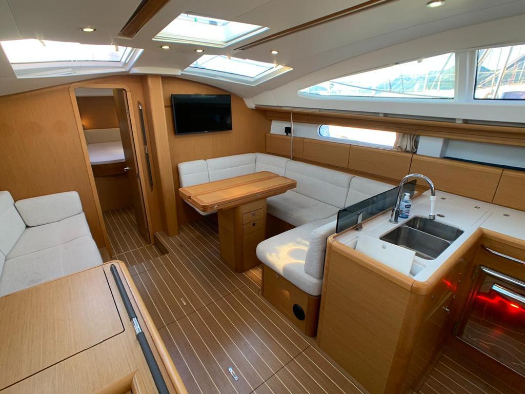 Sun Odyssey 45DS — photo 8