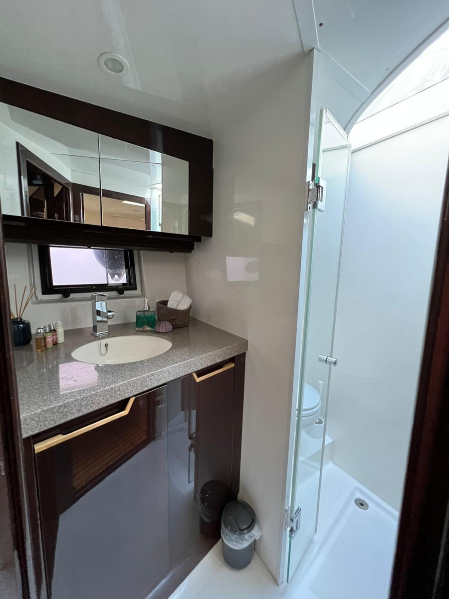 Galeon 385 HTS — photo 6