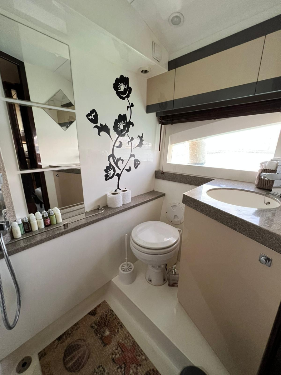 Galeon 385 HTS — photo 13