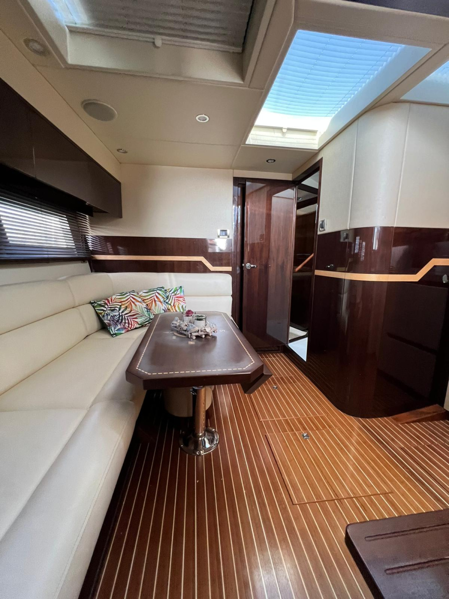 Galeon 385 HTS — photo 14