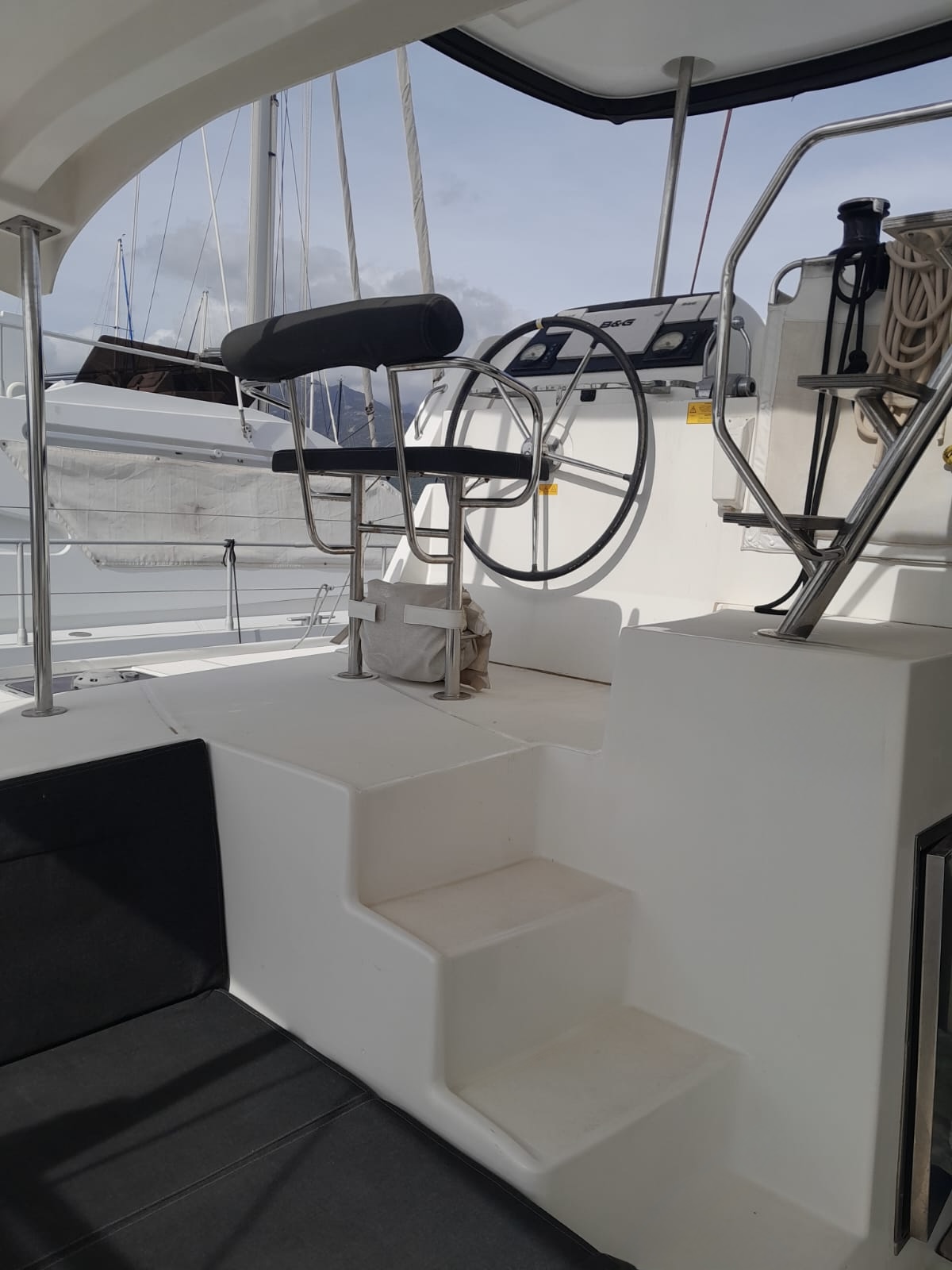 Lagoon 42 — photo 16