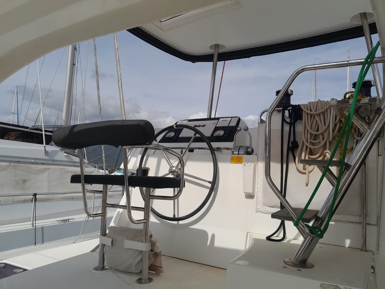 Lagoon 42 — photo 18