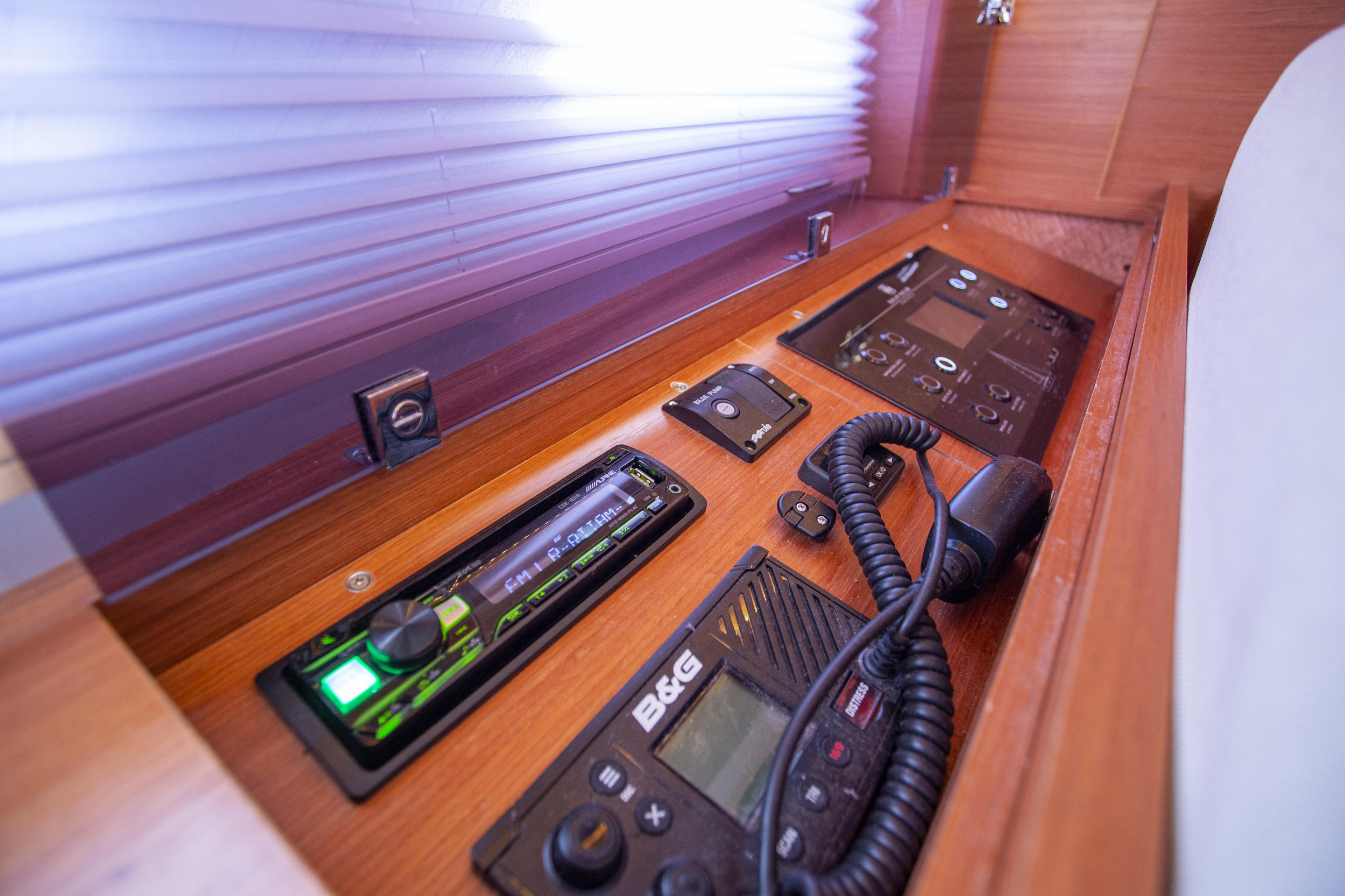 Dufour 520 Grand Large — photo 30