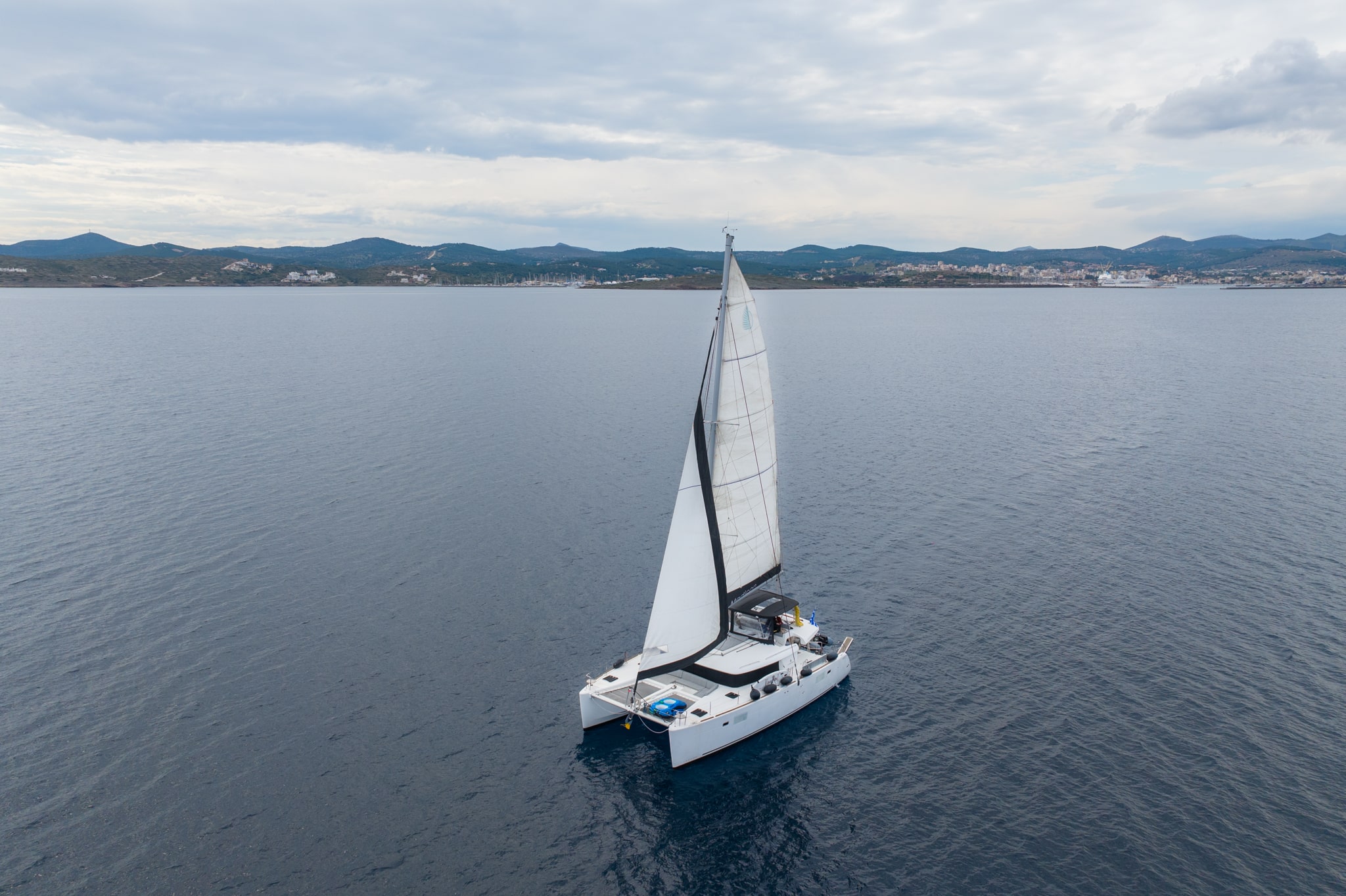 Lagoon 450 Fly — photo 21