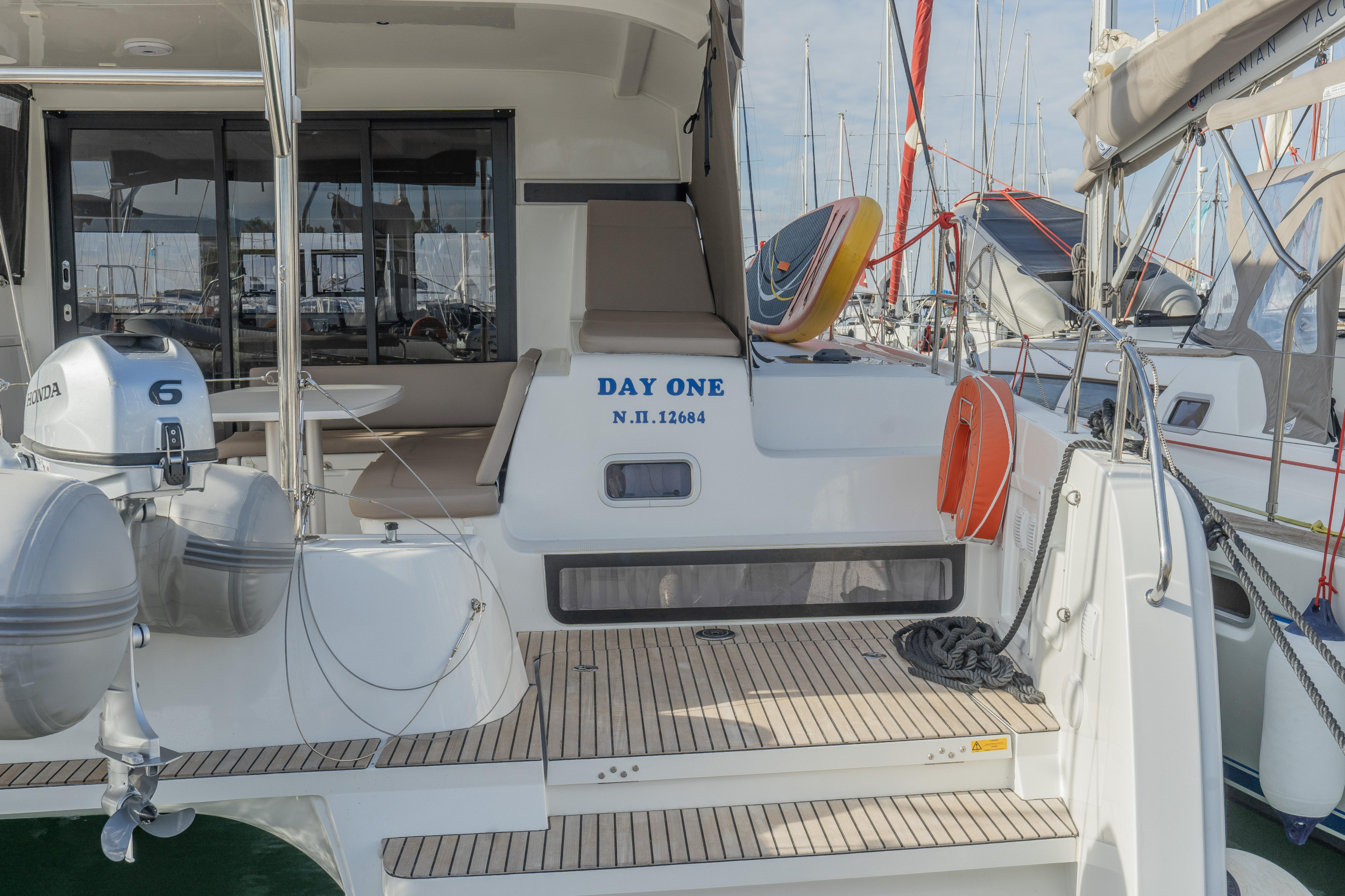 Lagoon 42 (4 dbl / 1 single ) — photo 13