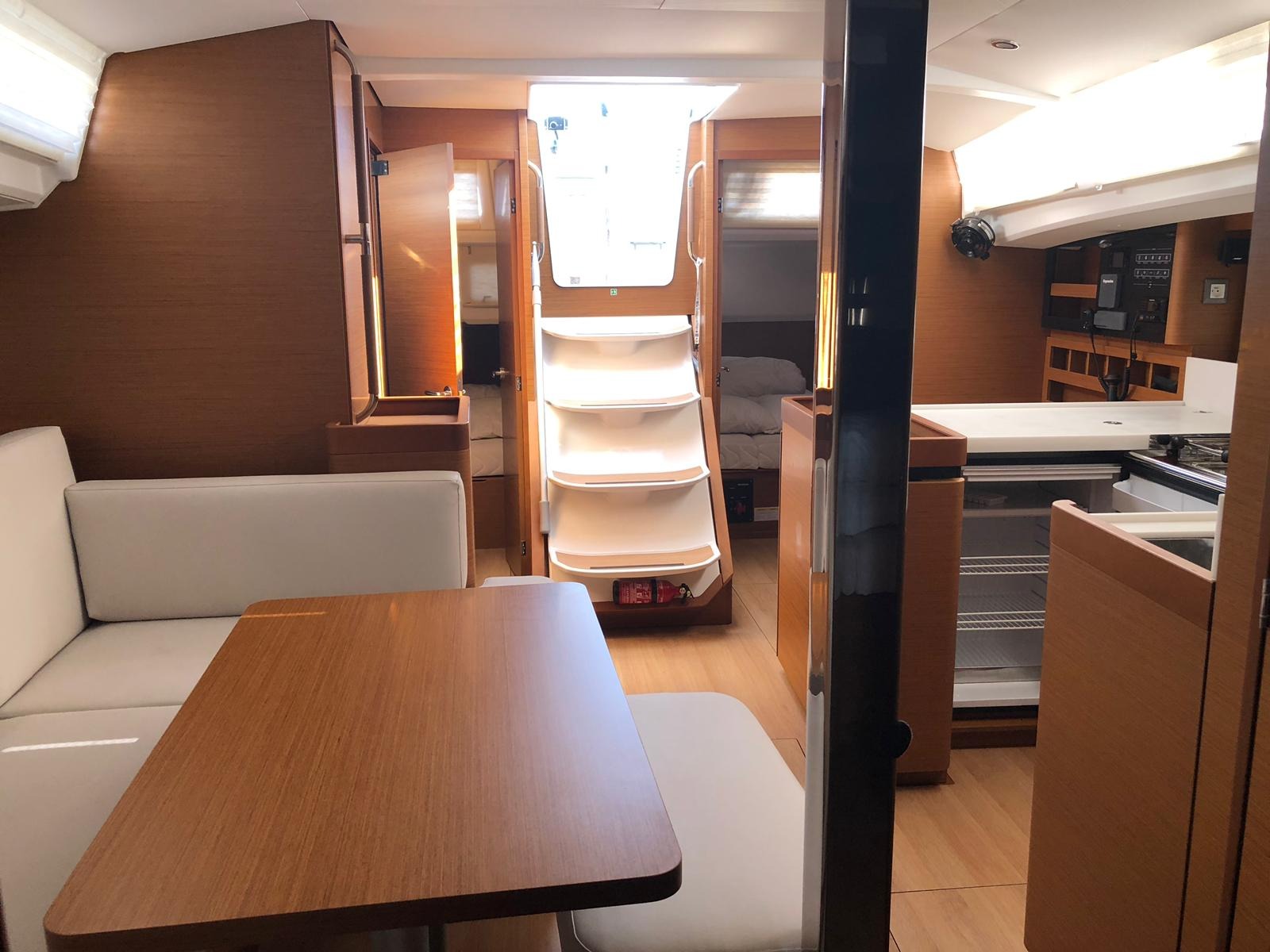 Sun Odyssey 440 — photo 9