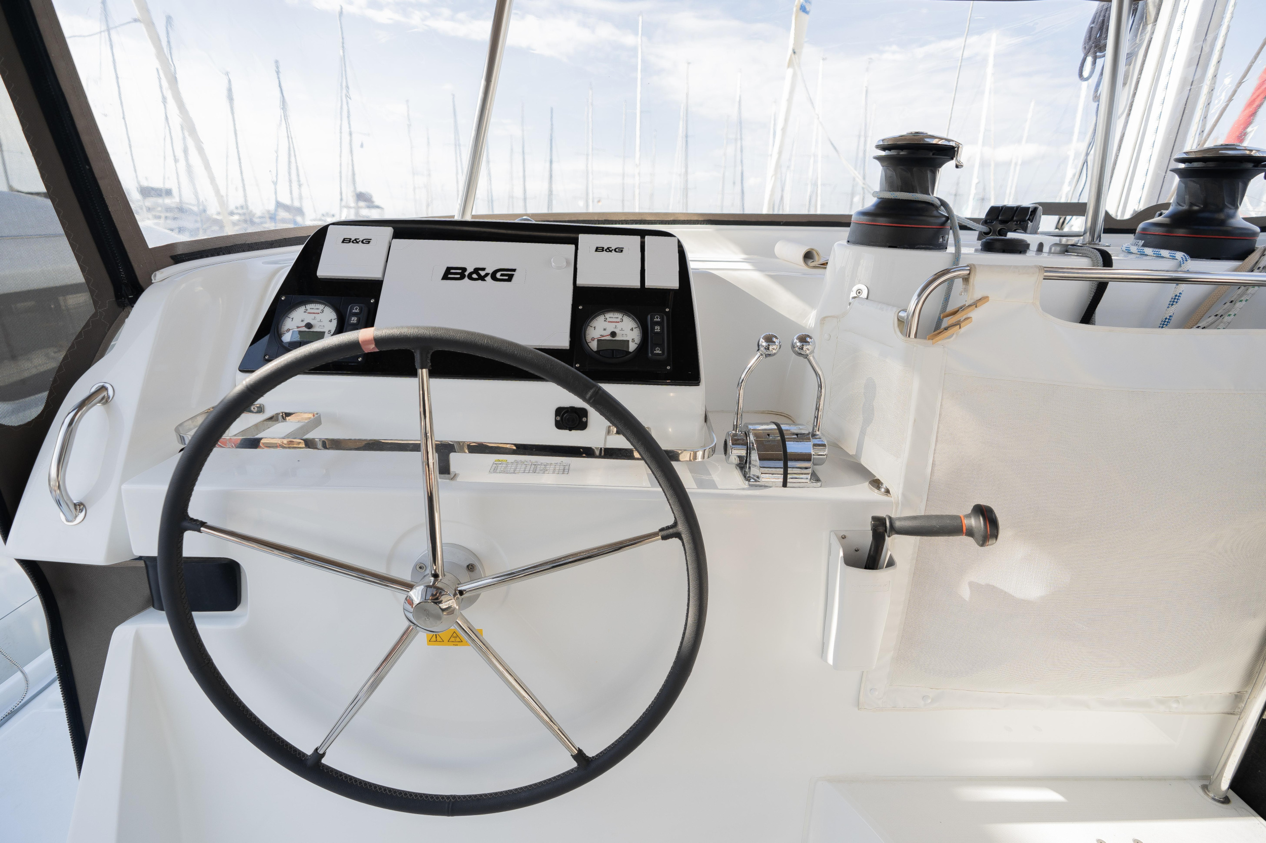 Lagoon 42 (4 dbl / 1 single ) — photo 12