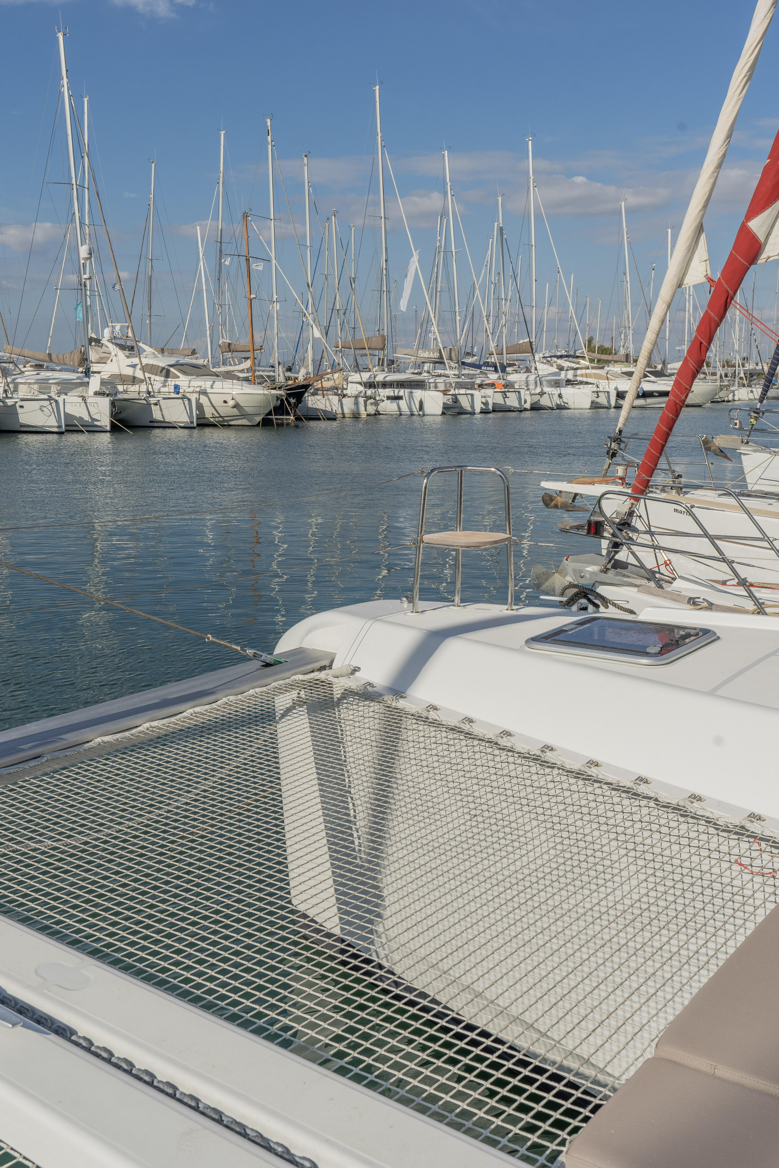 Lagoon 42 (4 dbl / 1 single ) — photo 3