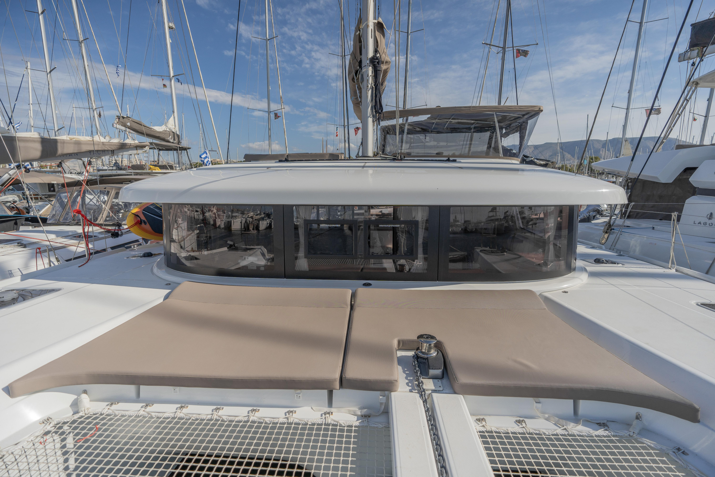 Lagoon 42 (4 dbl / 1 single ) — photo 18