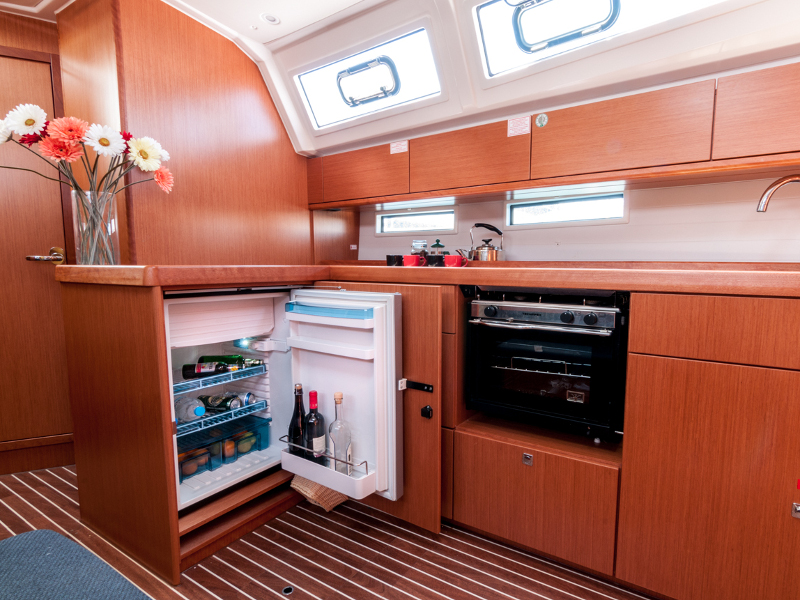 Bavaria 46 Cruiser — photo 9