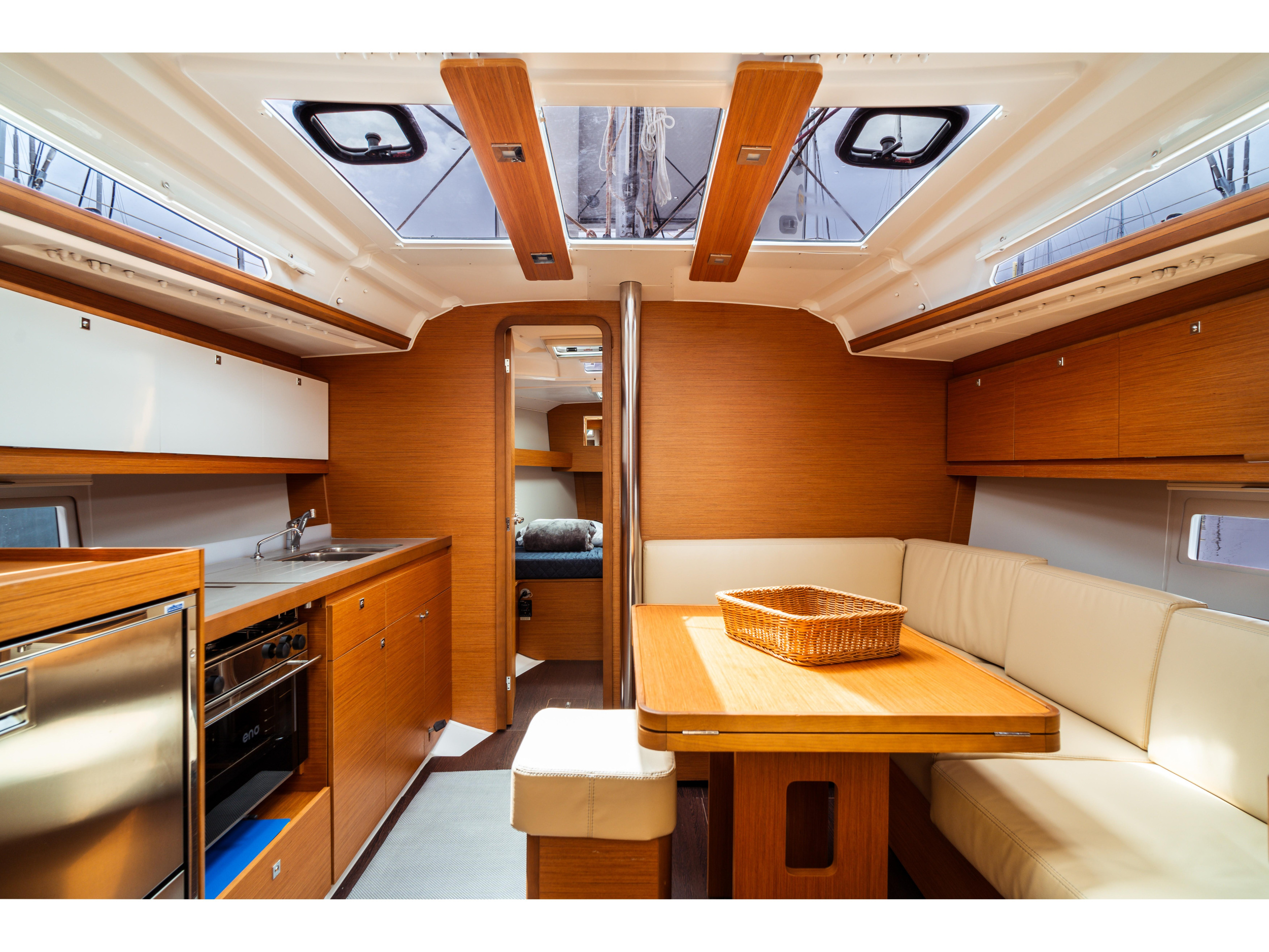 Dufour 390 Grand Large — photo 14