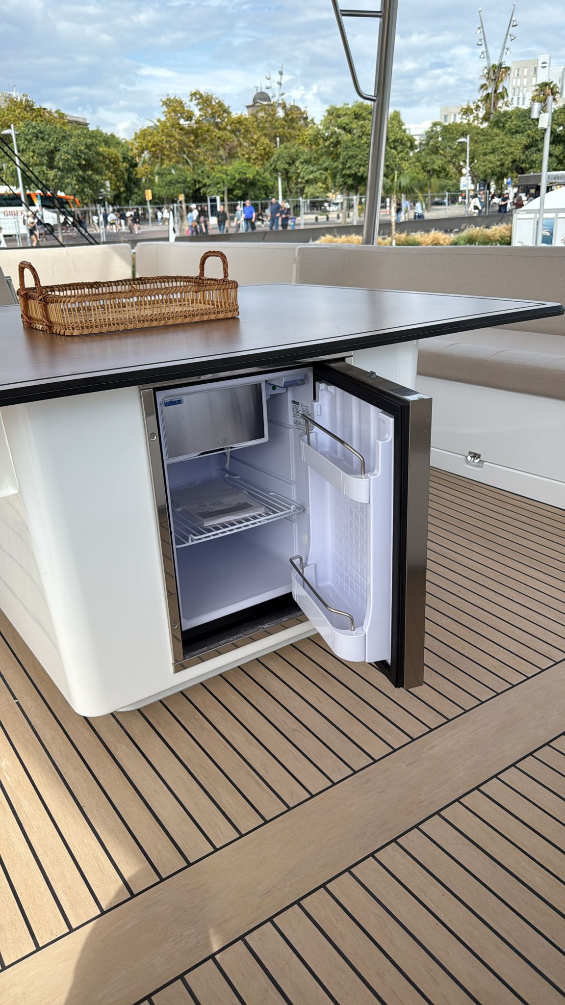 Bali 5.8-5 cabin — photo 18