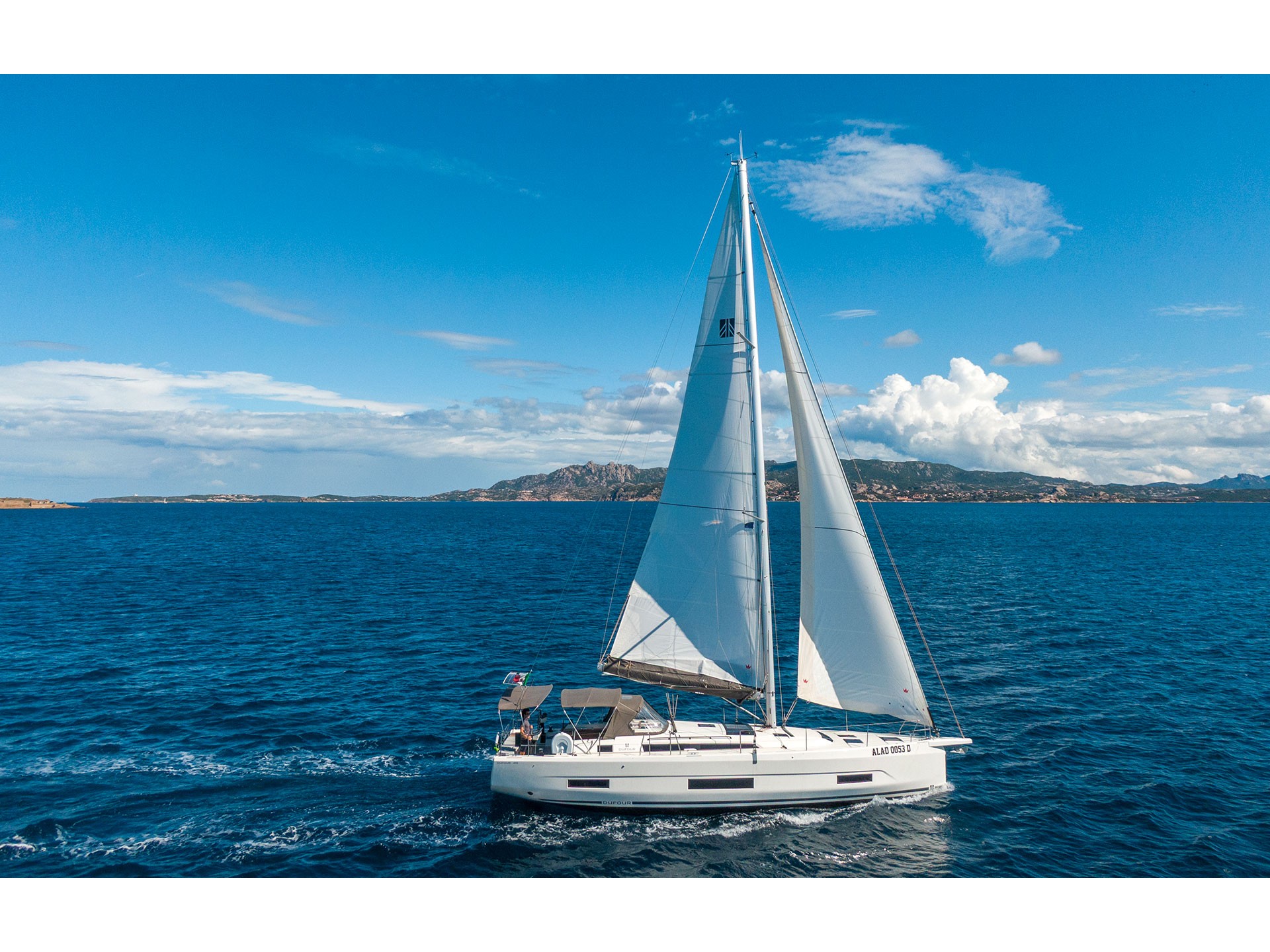 Dufour 470 — photo 1