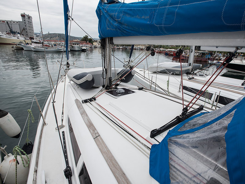 Sun Odyssey 36i — photo 6