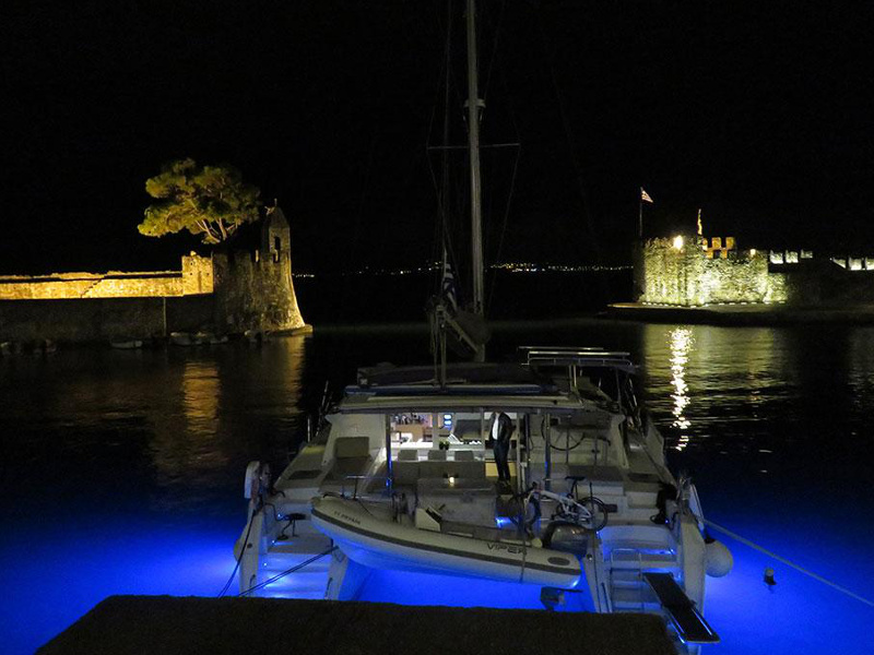 Lagoon 421 — photo 12