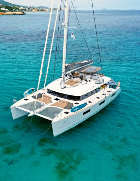 Lagoon 620 — photo 8