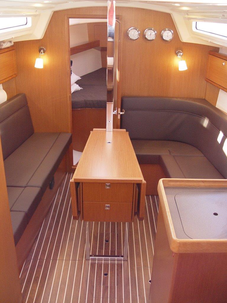 Bavaria Cruiser 34 — photo 5