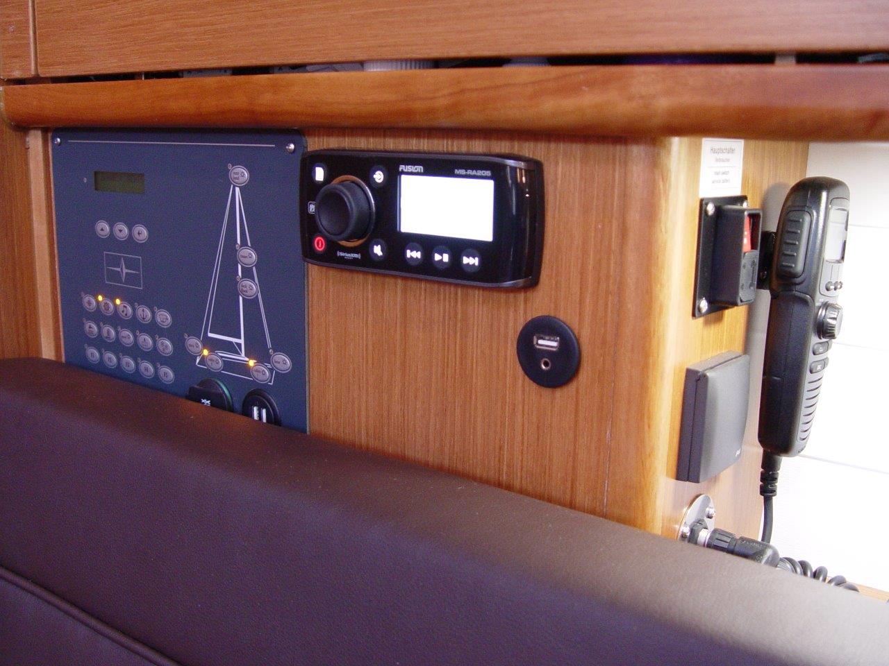 Bavaria Cruiser 34 — photo 10