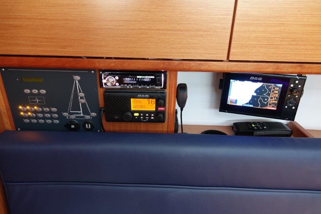 Bavaria Cruiser 34 — photo 8