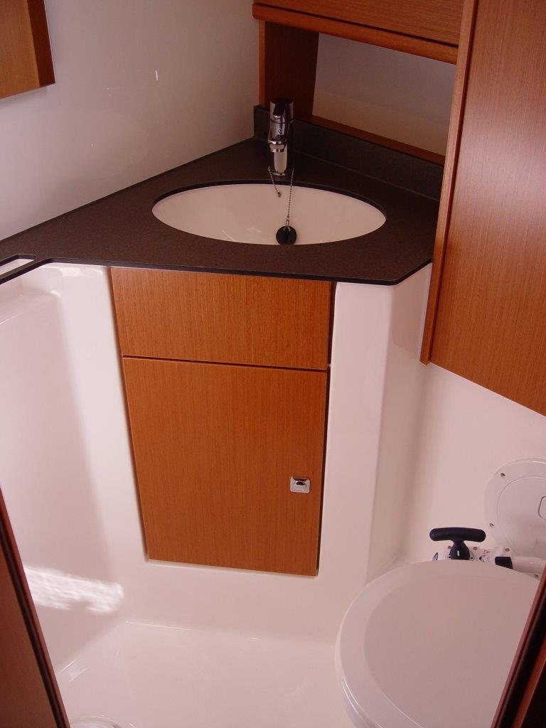 Bavaria Cruiser 46 — photo 13