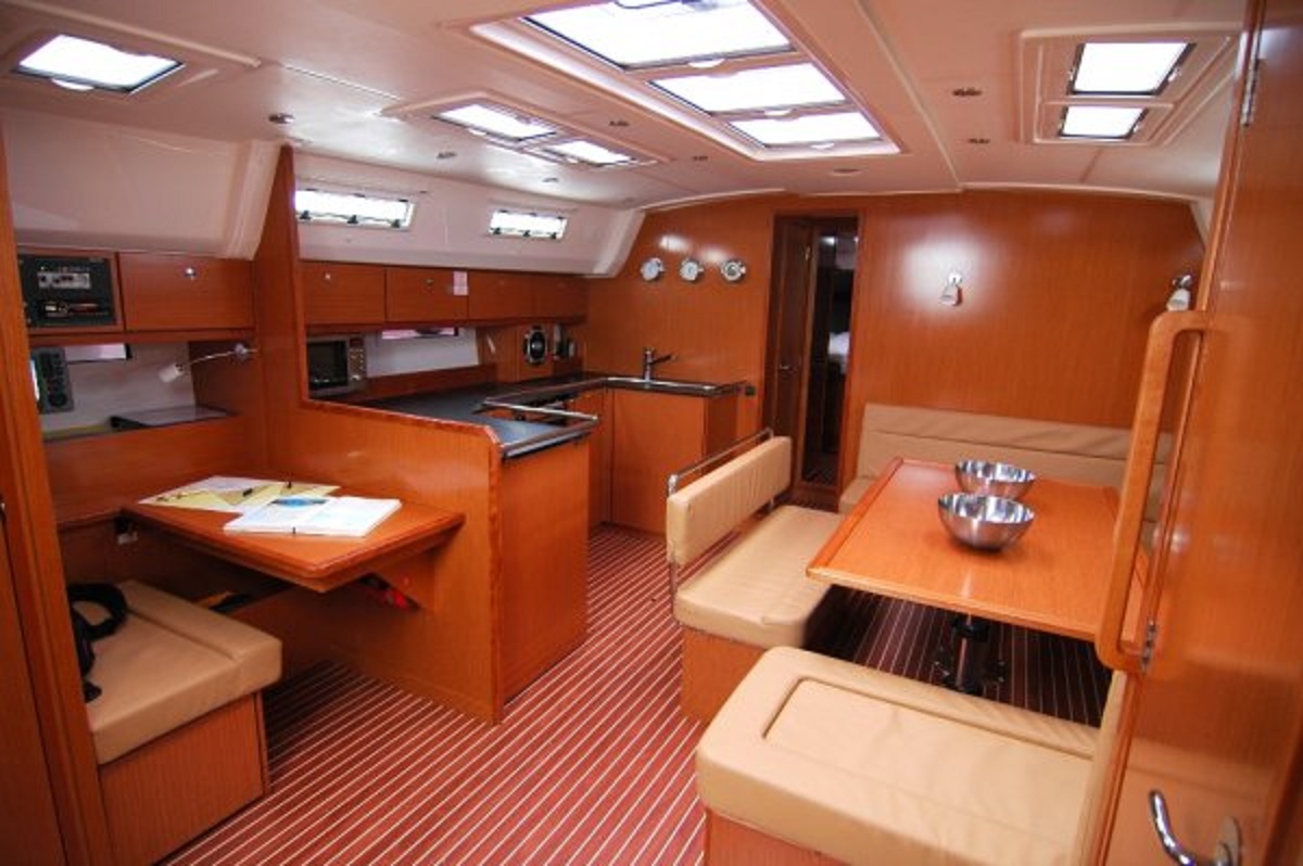 Bavaria Cruiser 50 — photo 6