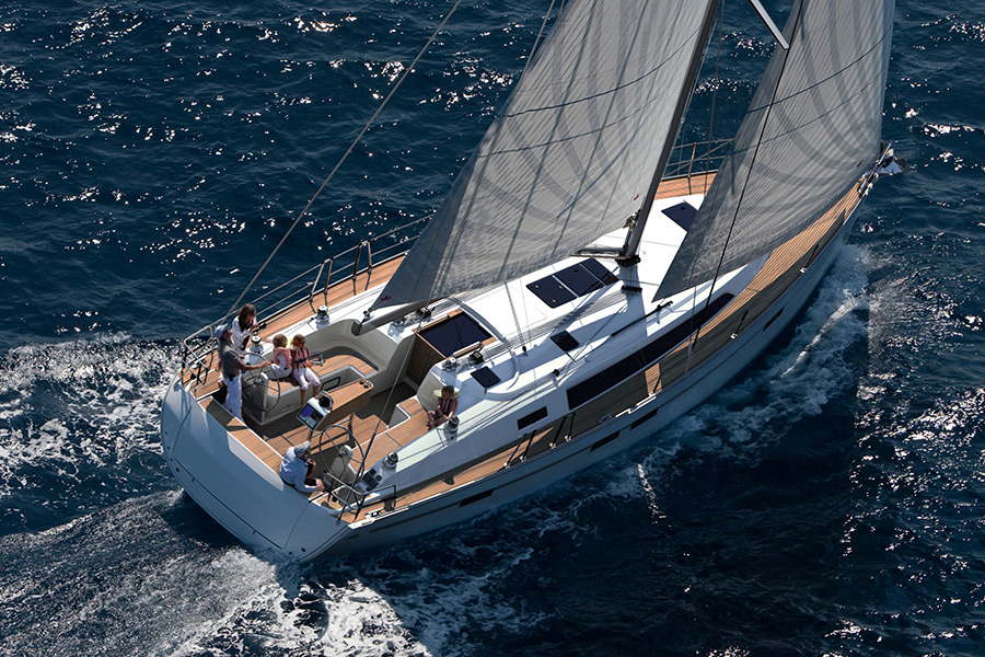 Bavaria Cruiser 46 — photo 12