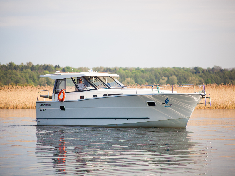 Nautika 1300 VIP — photo 1