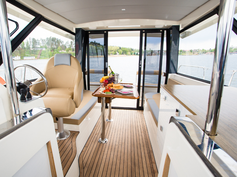Nautika 1300 VIP — photo 9