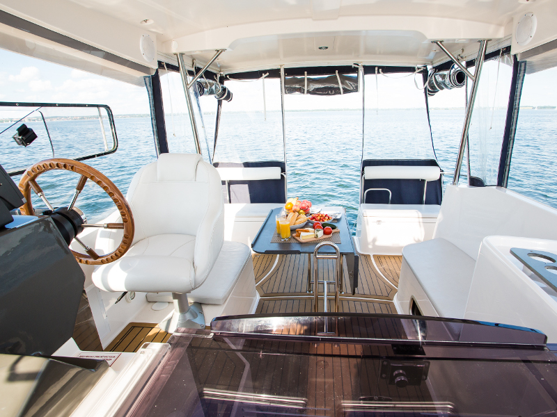 Nautika 1000 VIP — photo 4