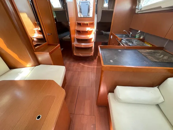 Oceanis 41.1 — photo 13