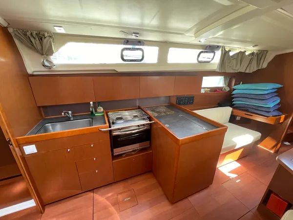 Oceanis 41.1 — photo 25