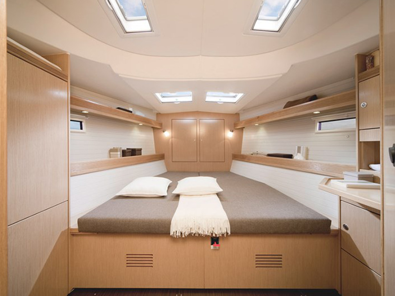Bavaria 45 Cruiser — photo 3