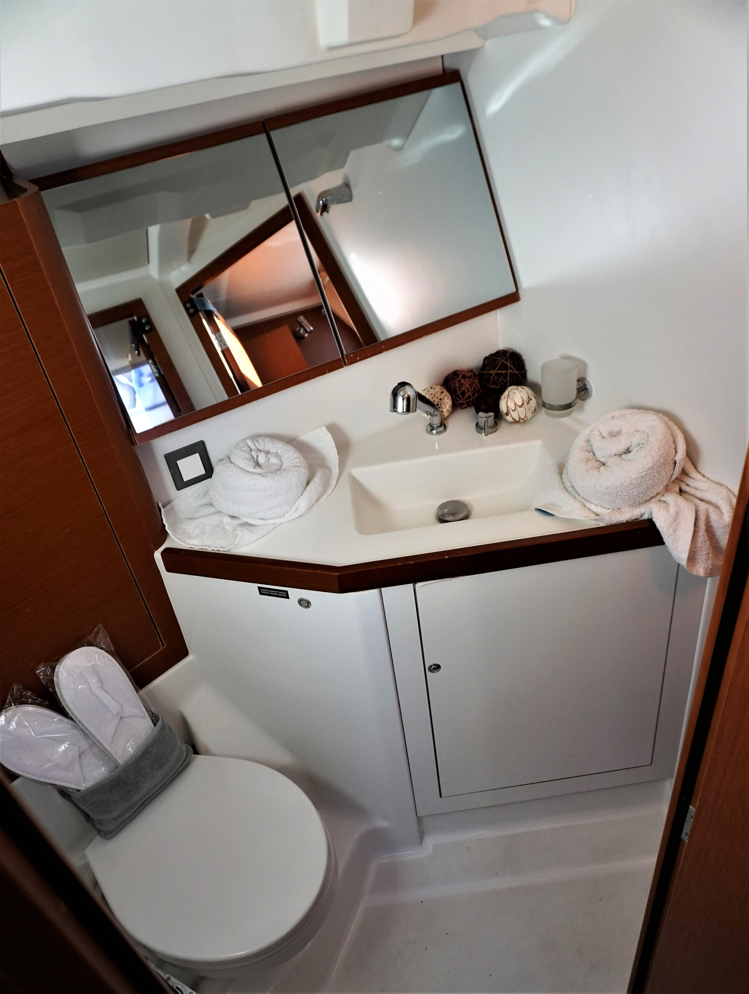 Oceanis 46.1 — photo 13