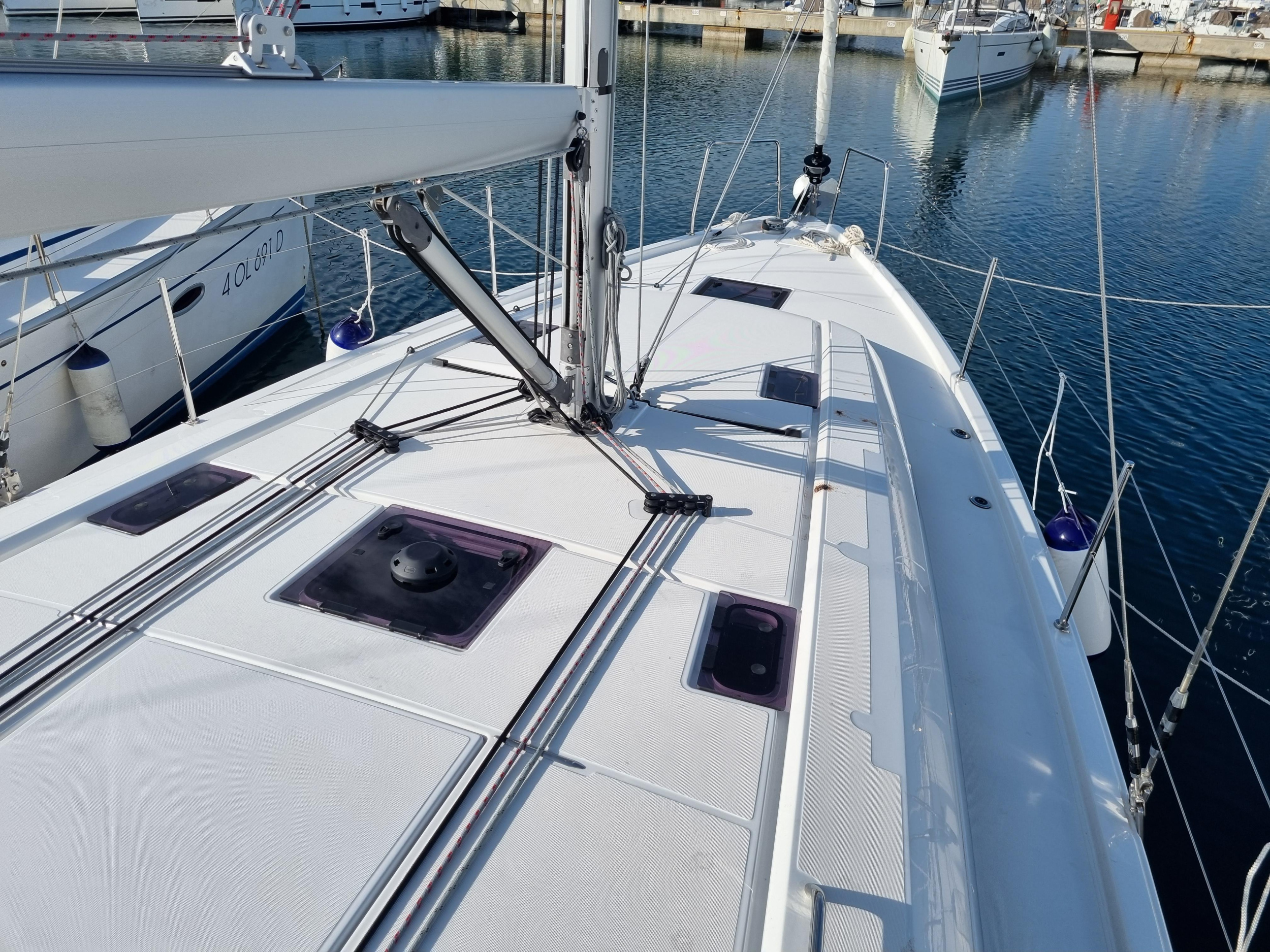 Oceanis 40.1 — photo 3