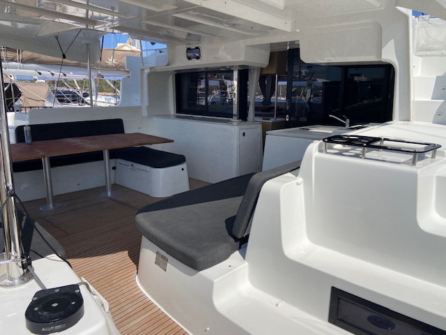 Lagoon 46 — photo 27