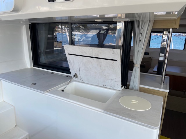Lagoon 46 — photo 12